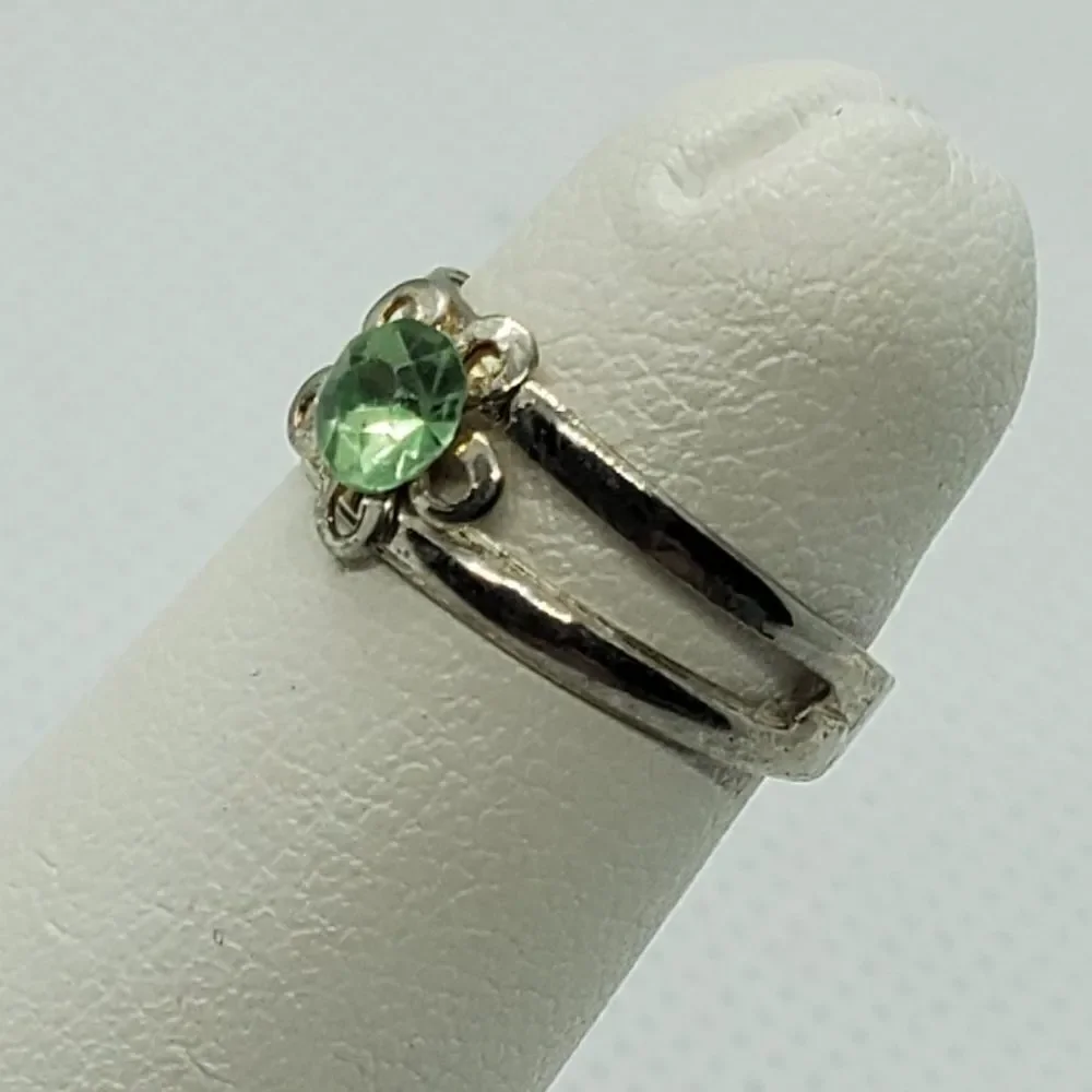 Silver & Green Flower Adjustable Toe Ring